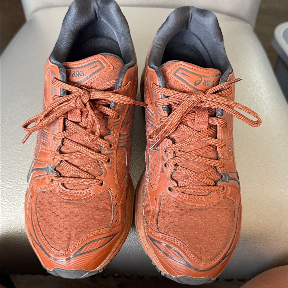 ASICS- GEL-KAYANO 14